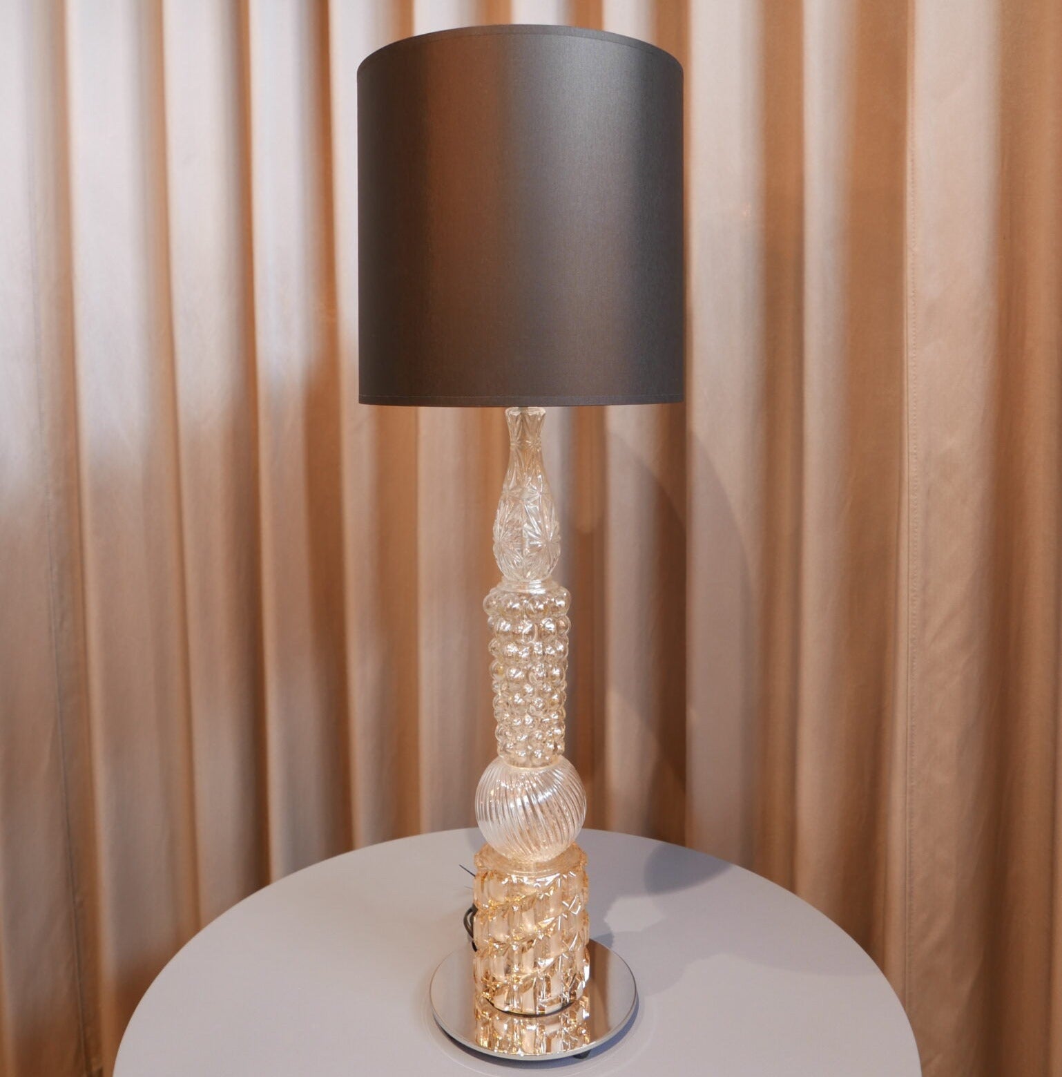 DESIGN BY US Mini Vintage stolní lampa skleněná