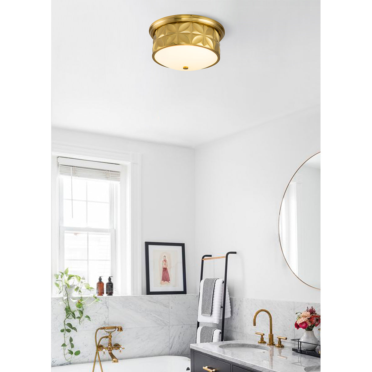 Gilded Nola Epsilon 3 Light stropní svítidlo mosazné