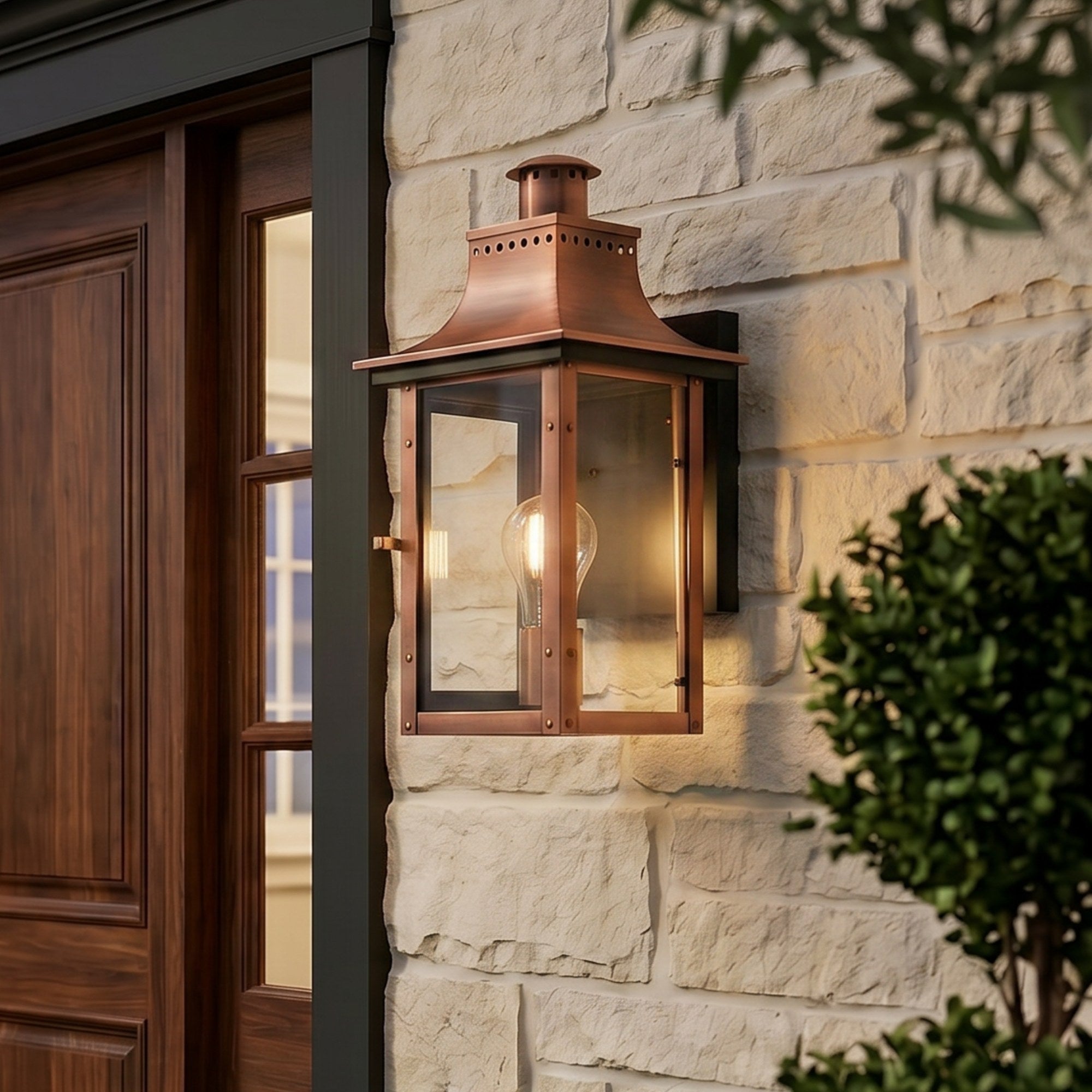 Quoizel Chalmers Wall Light nástěnná lucerna měděná