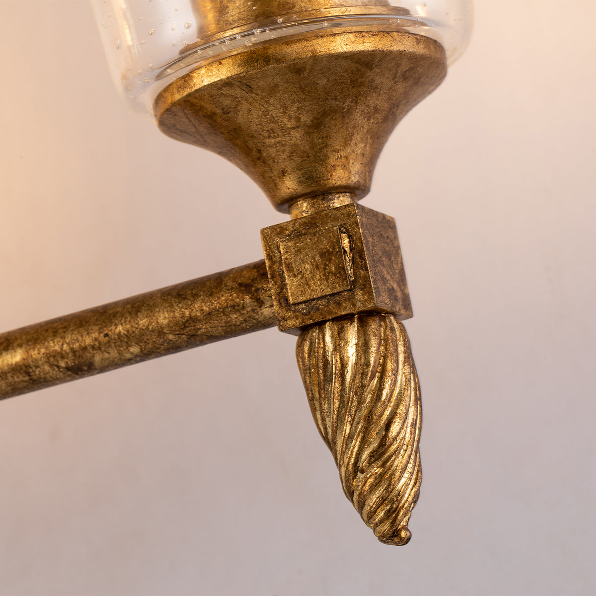 Gilded Nola Vetiver 4 Light koupelnové svítidlo zlaté