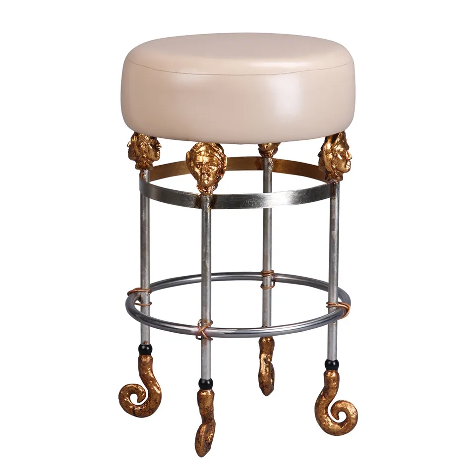 Gilded Nola Armory Short barová židle putty 66 cm