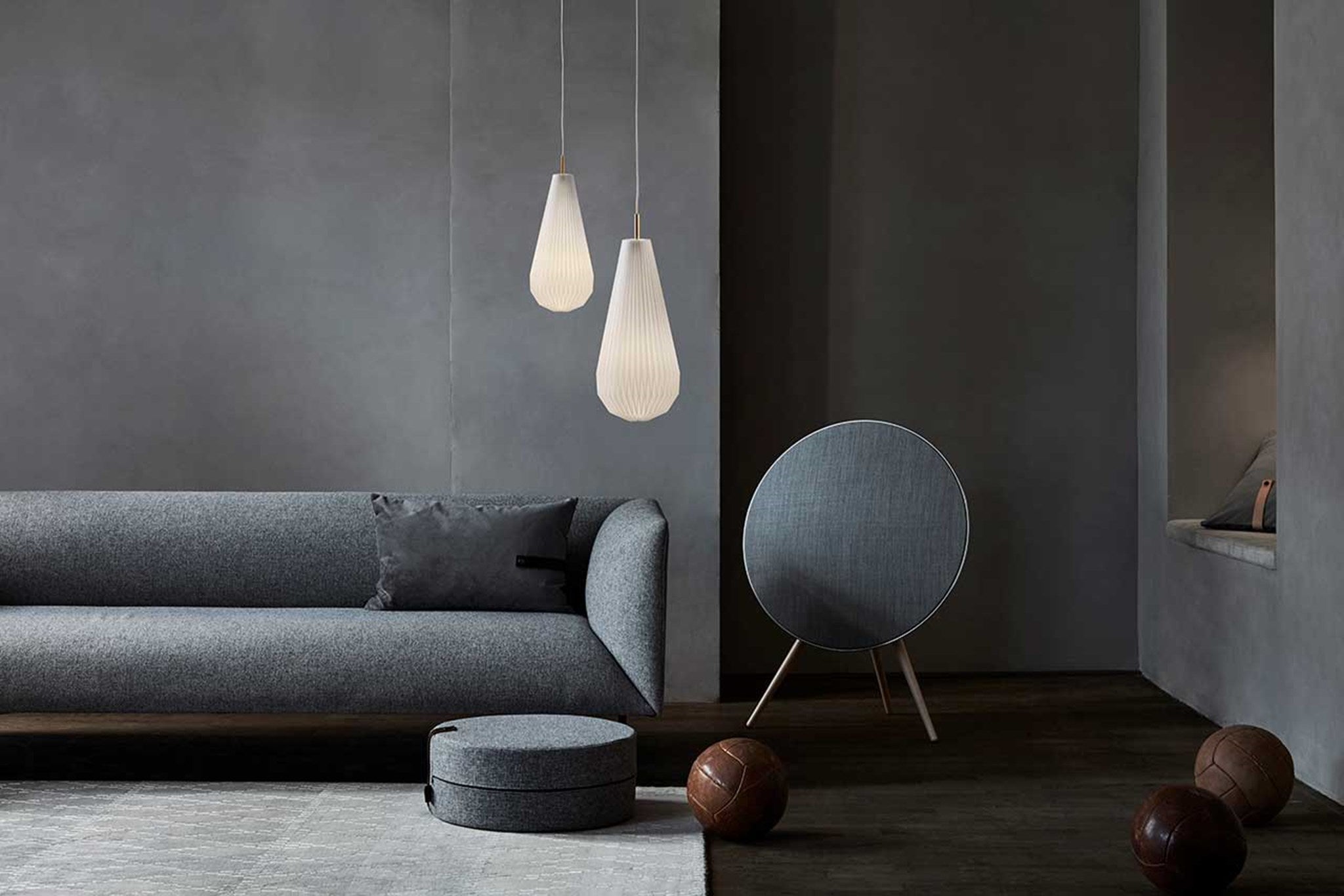 Le Klint 181 Comet závěsný lustr Small mosaz kulatý