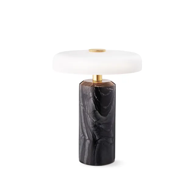 Design by Us Trip prenosna venkovni lampa teple svetlo