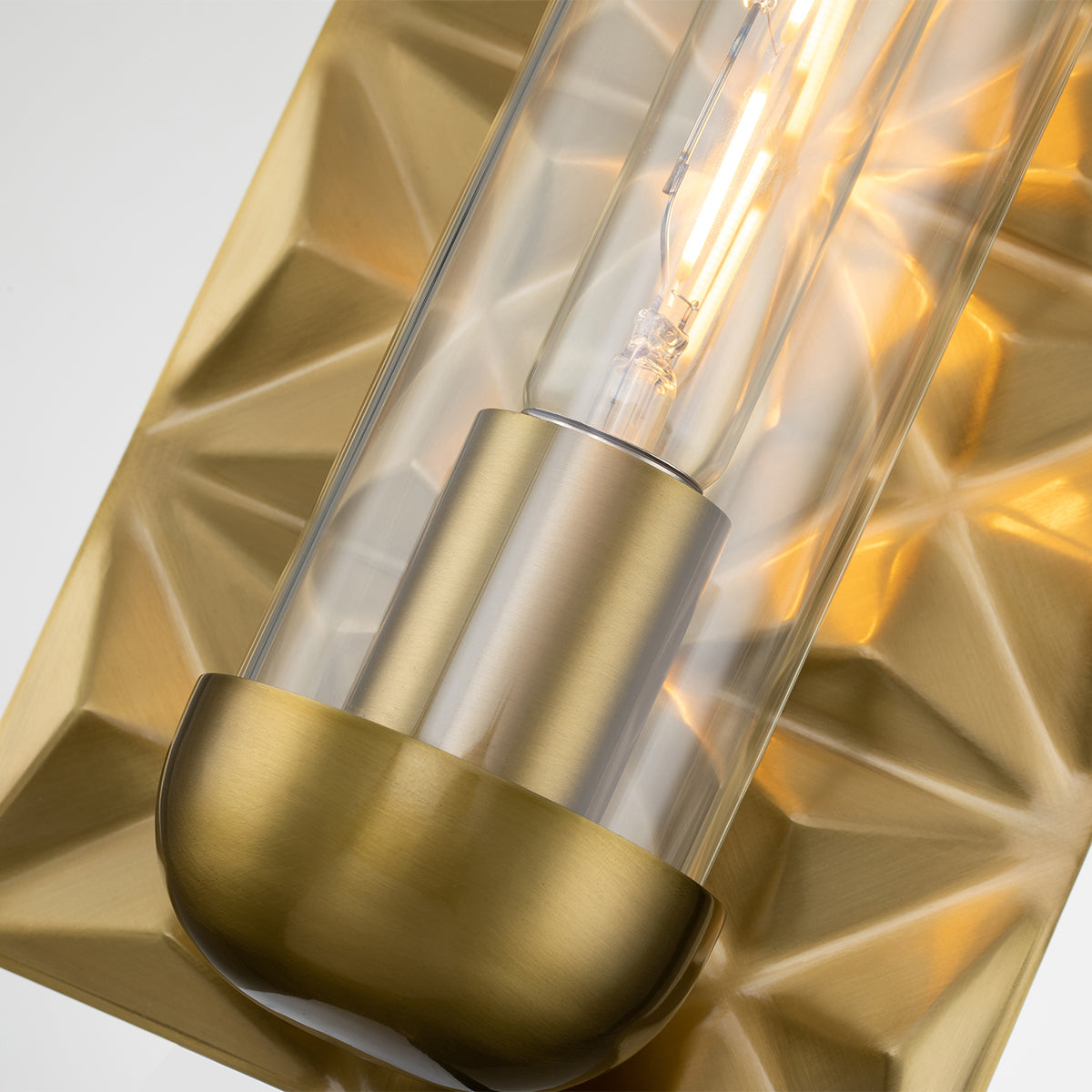 Gilded Nola Alpha 1 Light nástěnné svítidlo mosaz
