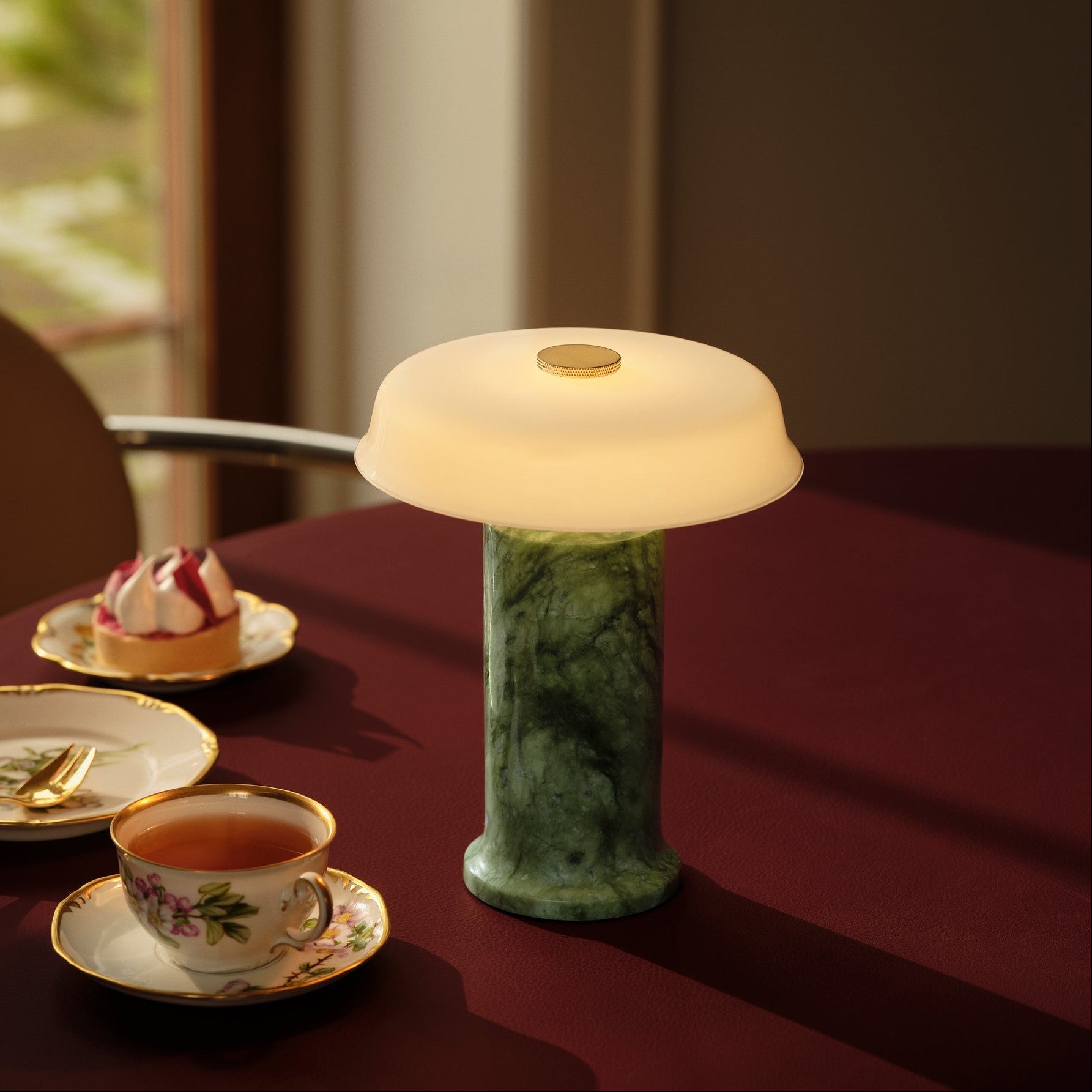 DESIGN BY US Trip No. 2 přenosná LED lampa mramor