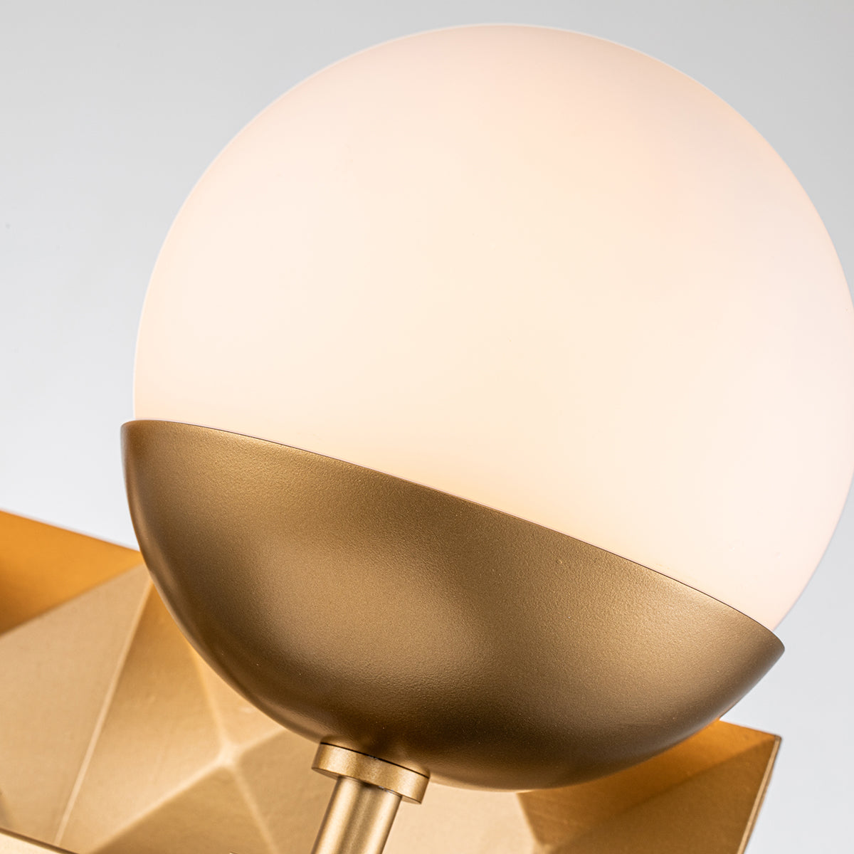 Gilded Nola Deco 2 Light koupelnové světlo zlaté