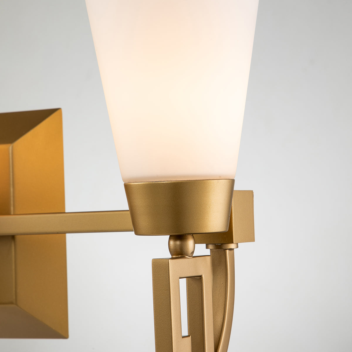 Gilded Nola Lemuria 3 Light koupelnové svítidlo zlaté