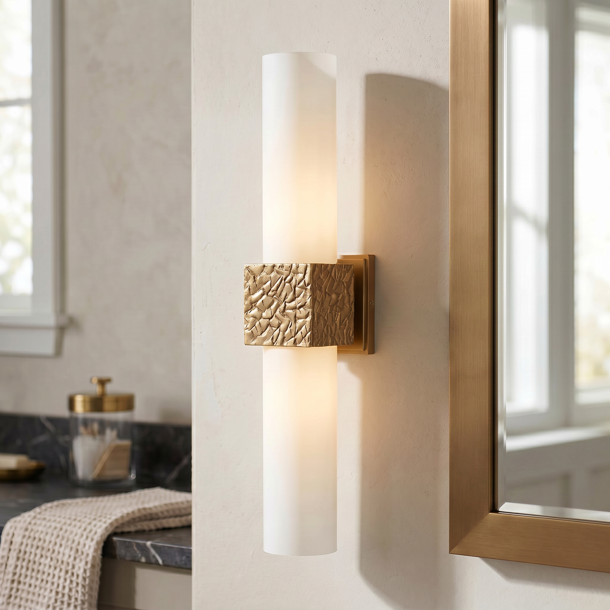 Quoizel Arline Wall Sconce nástěnné svítídlo bronzová