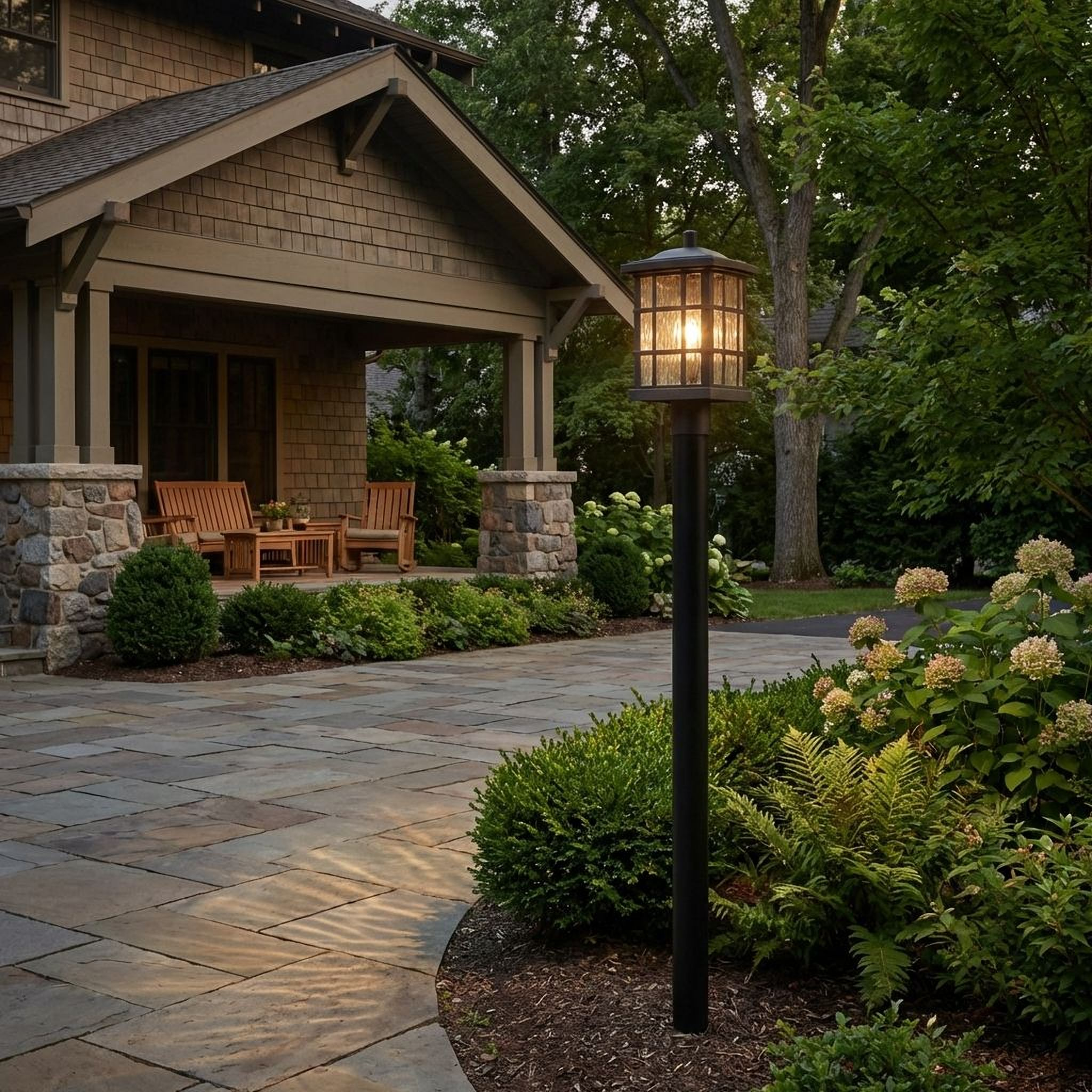 Quoizel Stonington venkovní sloupková lampa mystic black do exteriéru