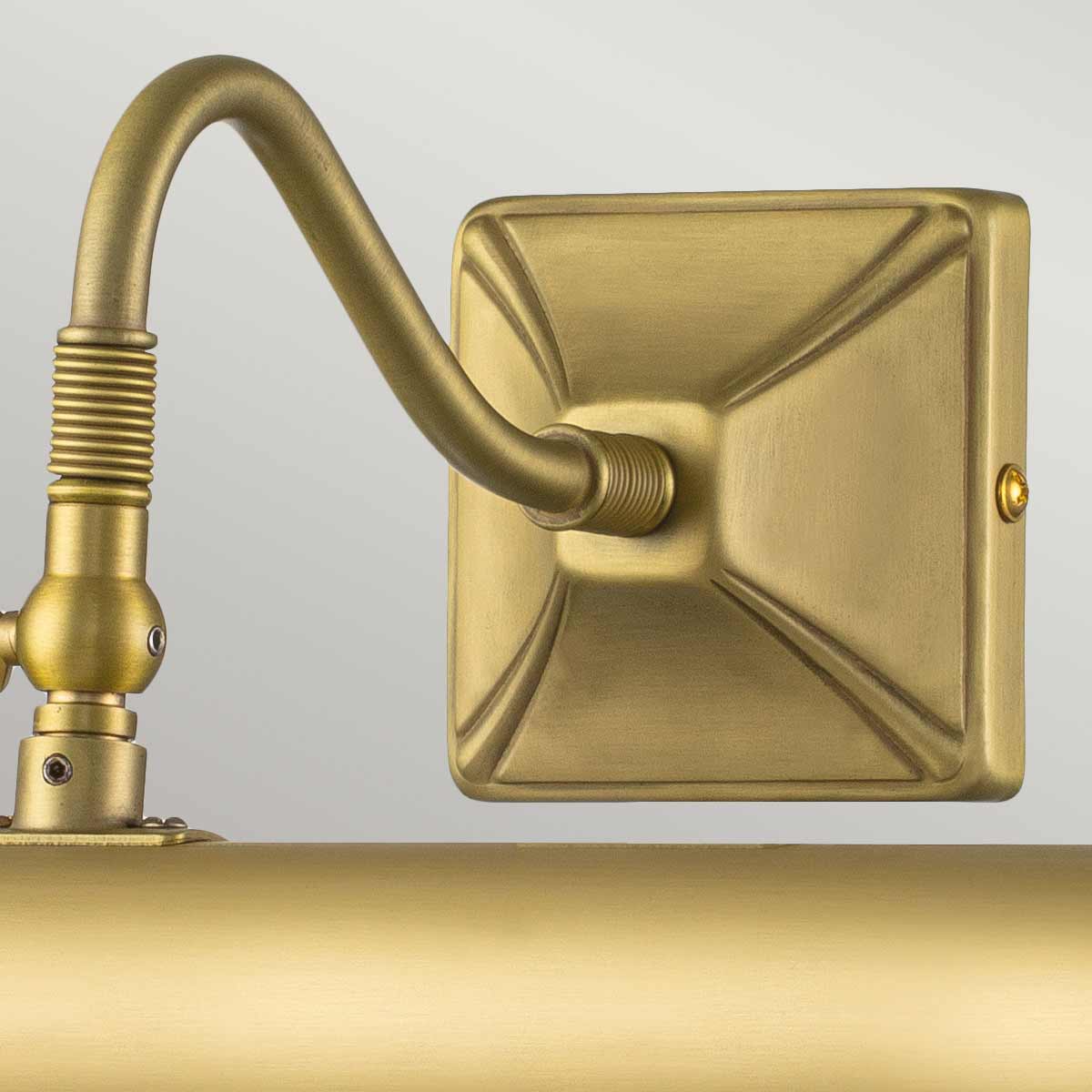 Gilded Nola Leo Large obrazové svítidlo patinovaná mosaz