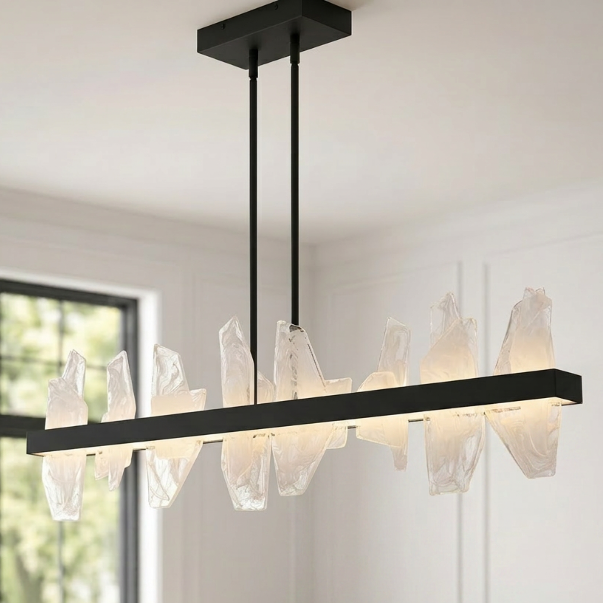Quoizel Aurelia Island Light lustr soft gold se sklem