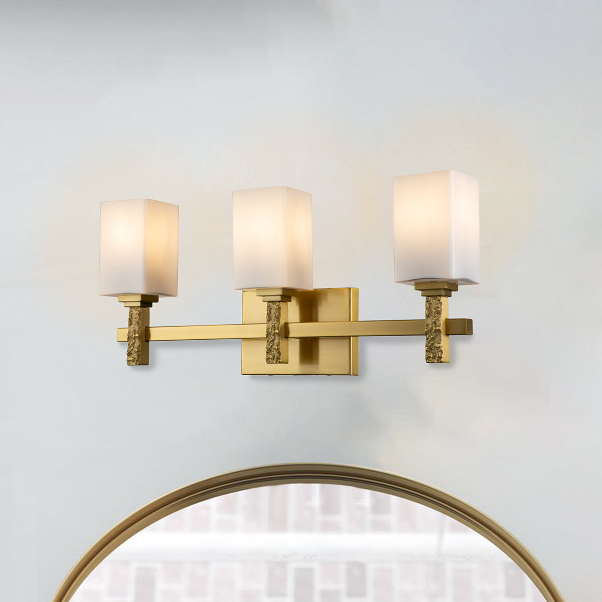 Gilded Nola Jack 3 Light koupelnové svítidlo mosazné