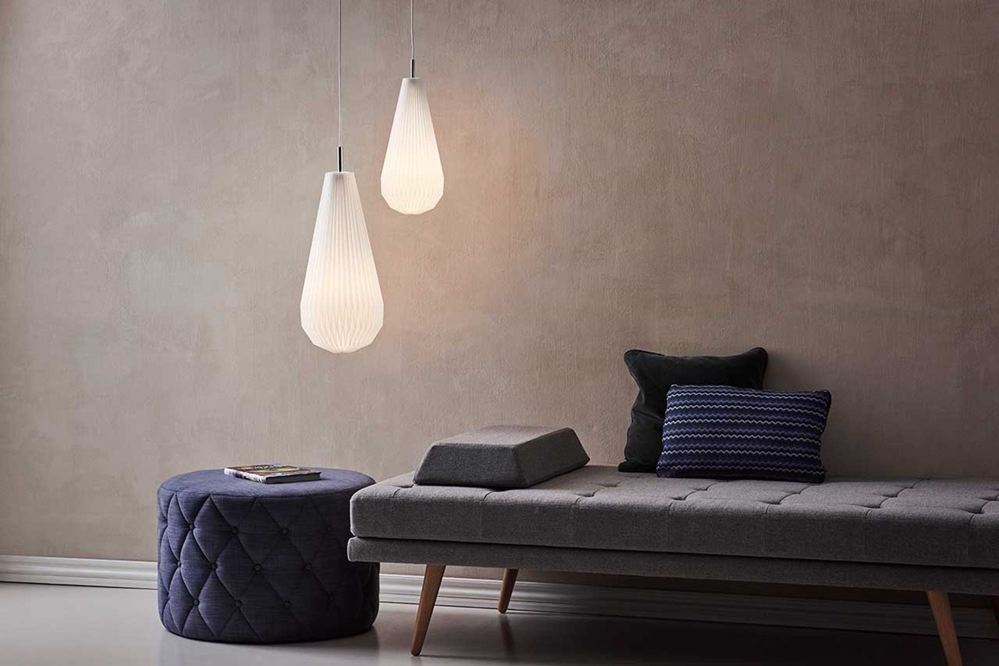 Le Klint 181 Comet závěsný lustr Small mosaz kulatý