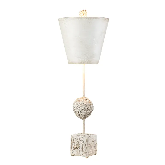 Gilded Nola Petra stolní lampa bílá malované stínidlo
