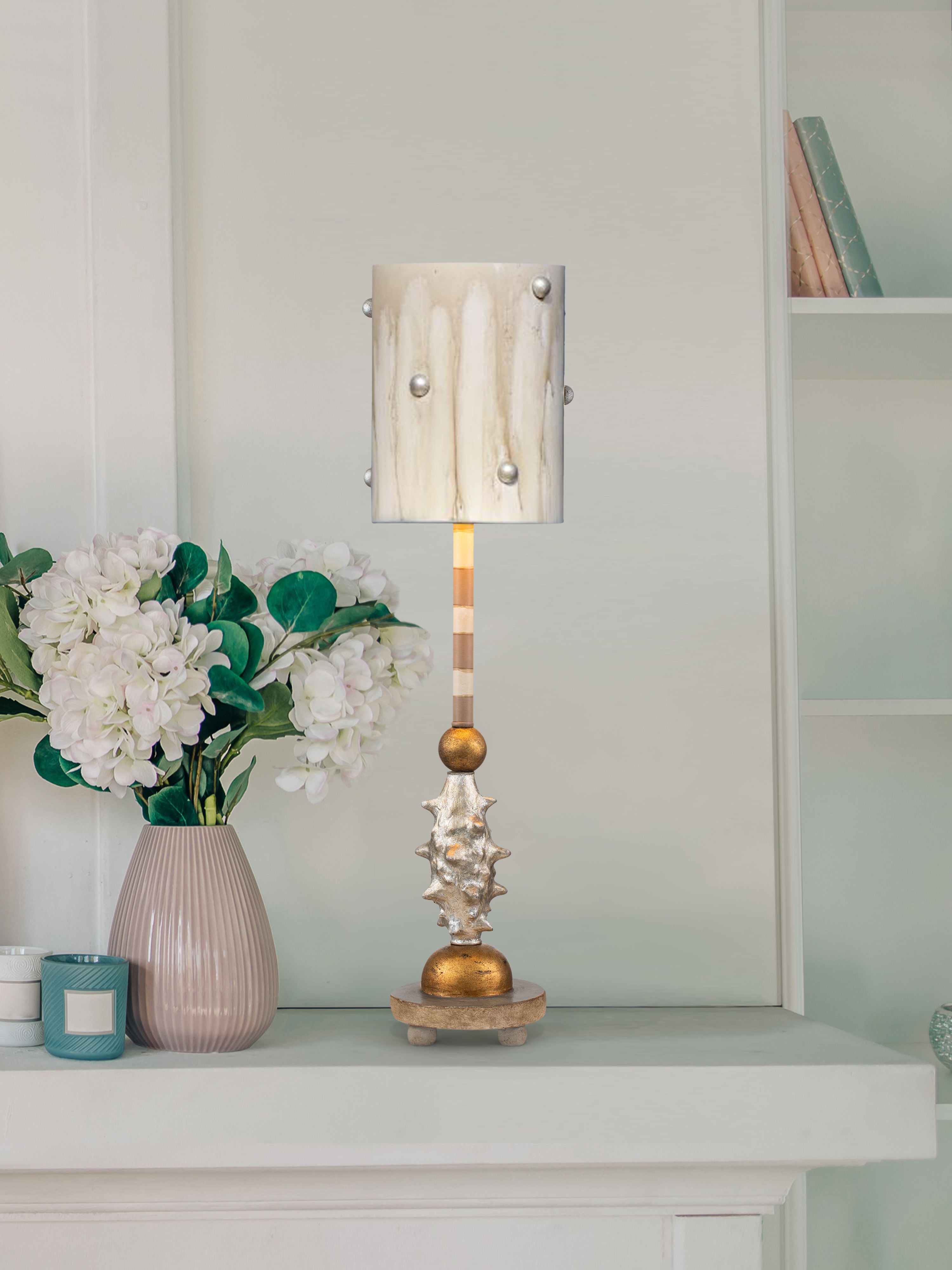Gilded Nola Pome stolní lampa zlatostříbrná