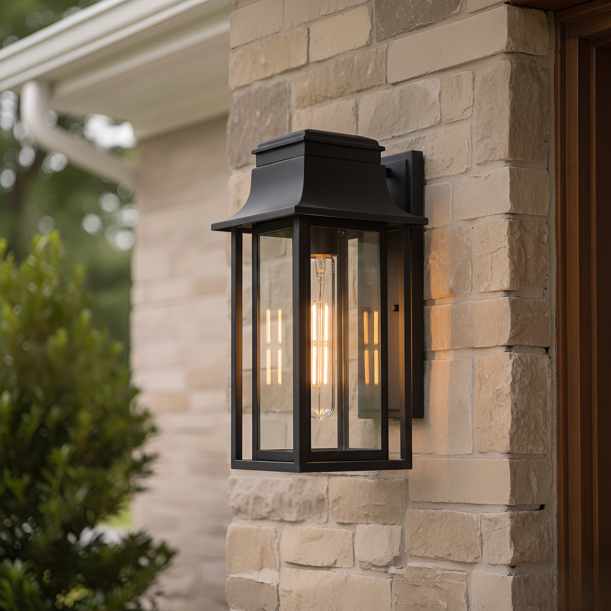 Quoizel Garner nástěnná venkovní lampa matná černá sklo
