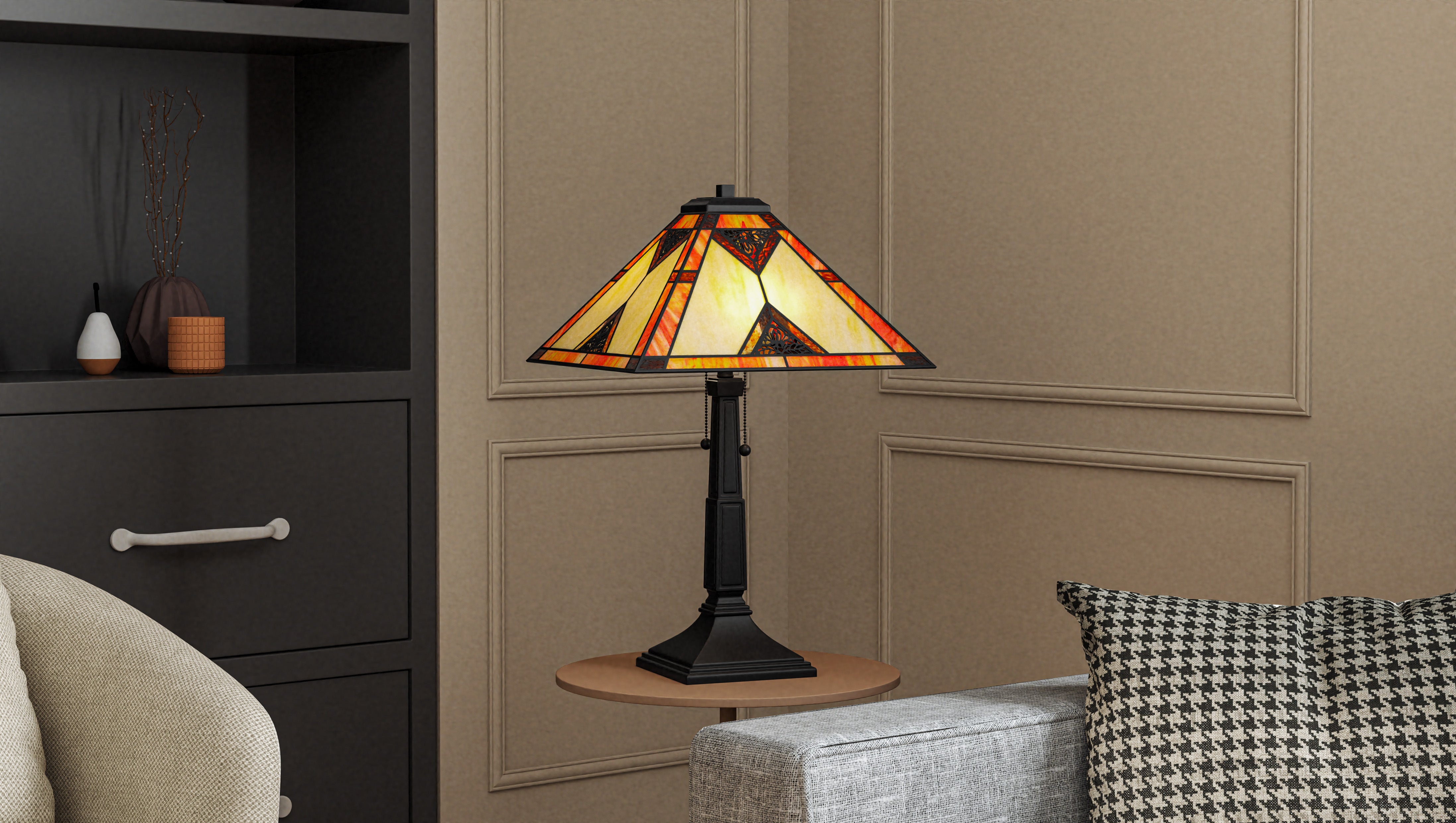 Quoizel Aiden stolní lampa černá vitráž Tiffany