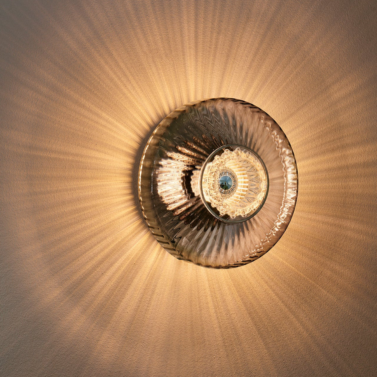DESIGN BY US New Wave Optic Wall XL nástěnná lampa skleněná